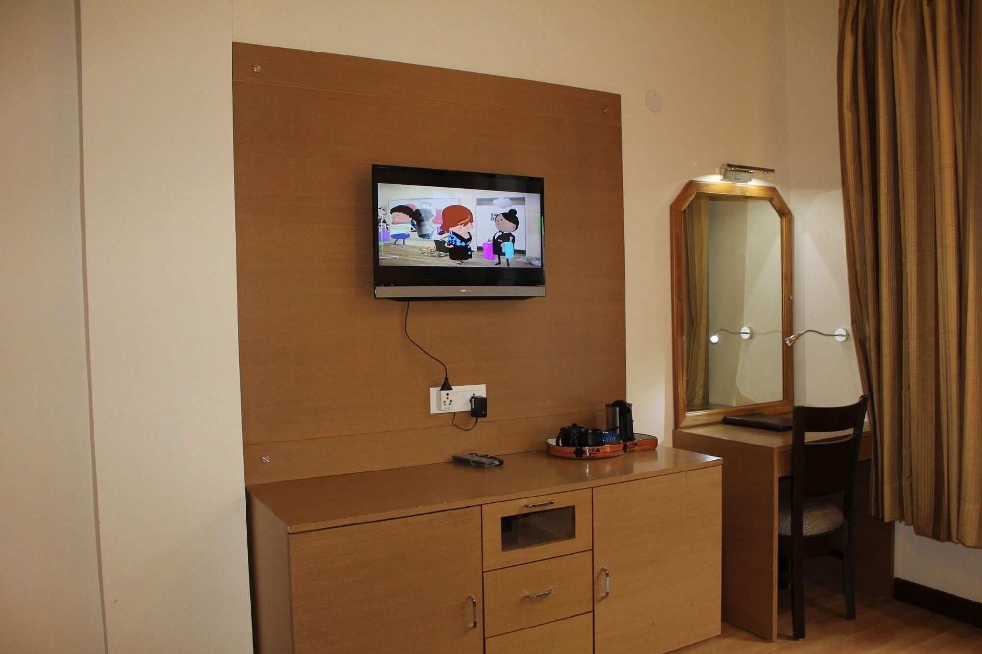 Bravia Hotel Manali Inn Bagian luar foto