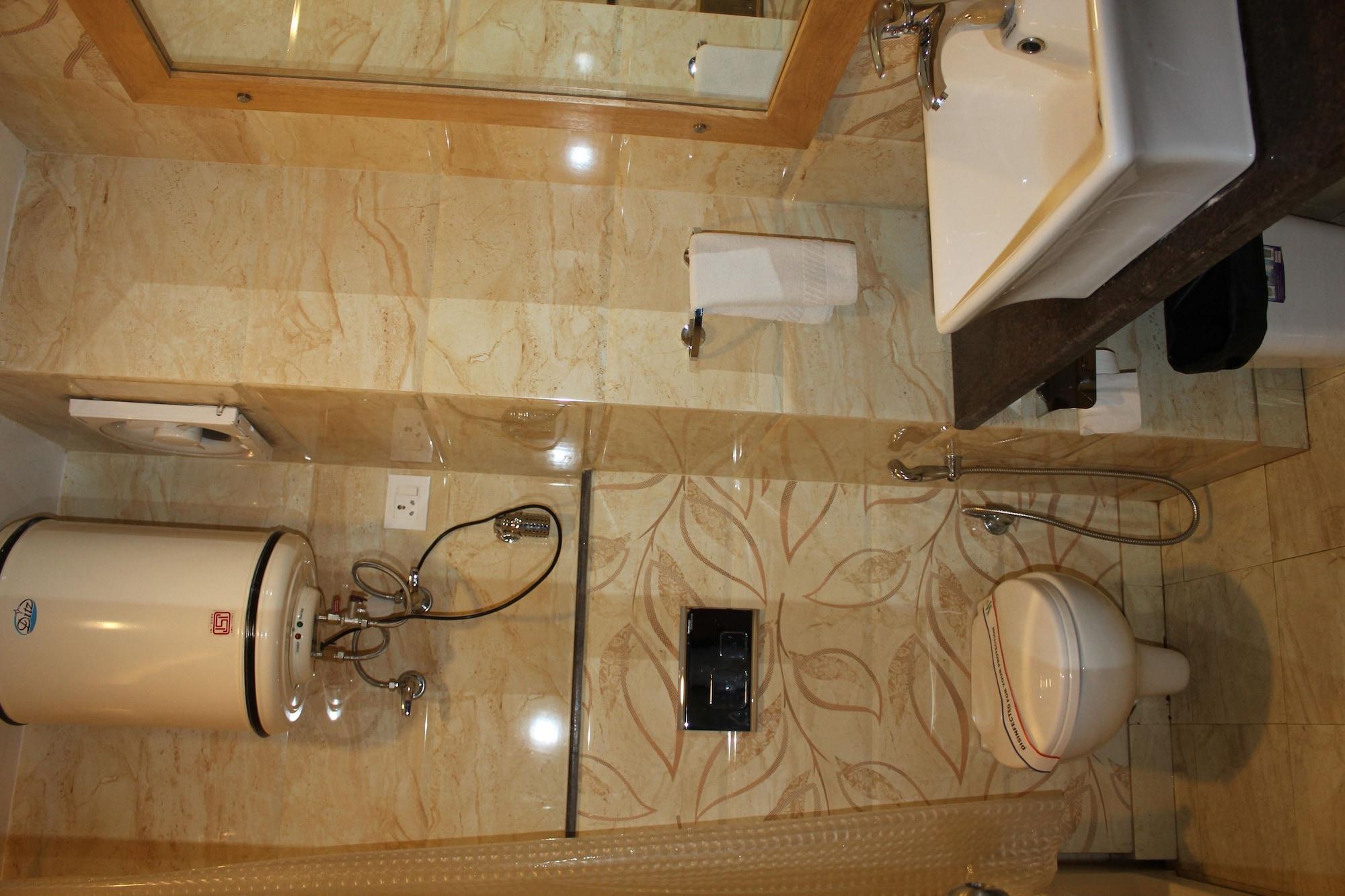 Bravia Hotel Manali Inn Bagian luar foto