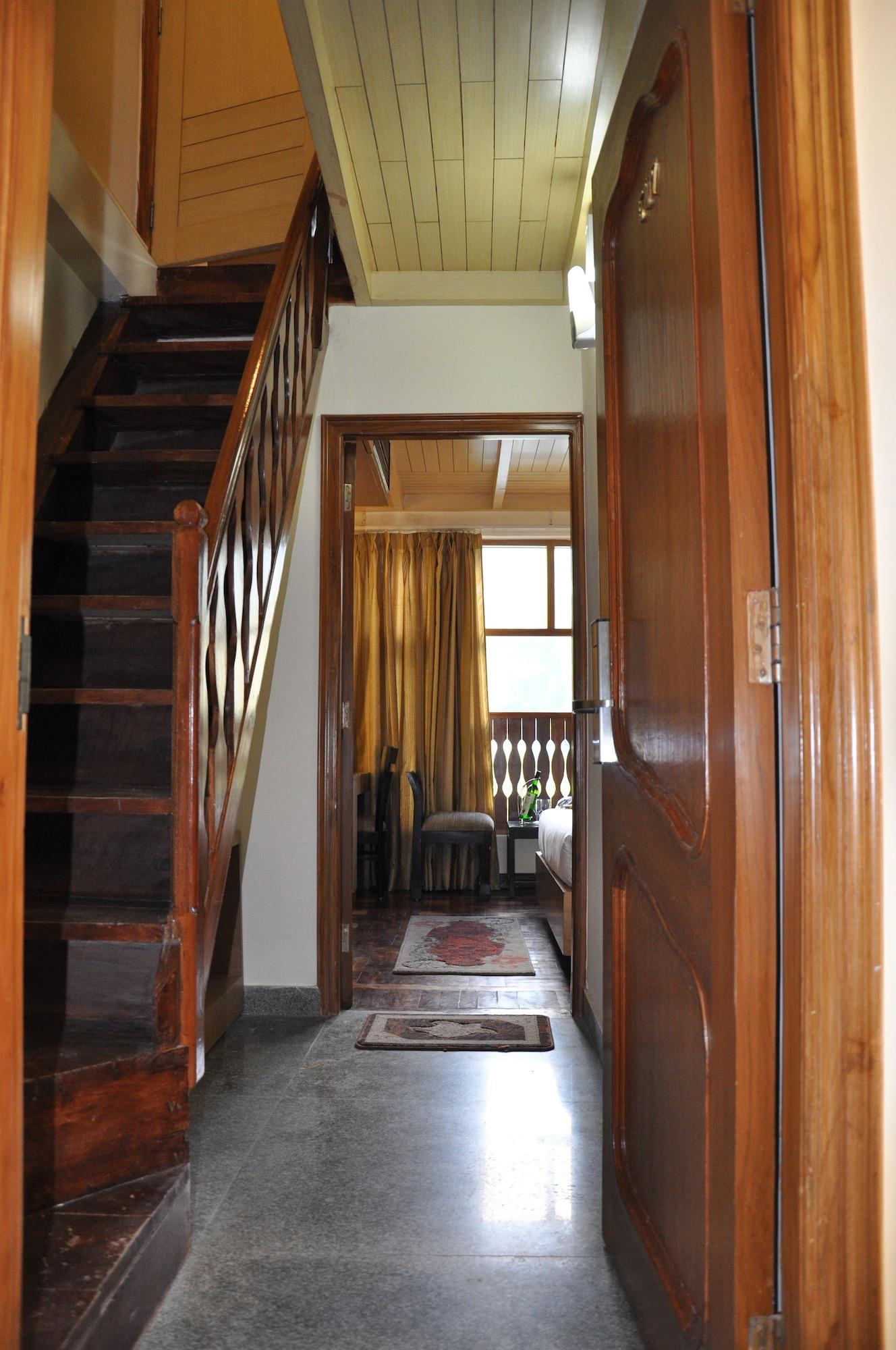 Bravia Hotel Manali Inn Bagian luar foto