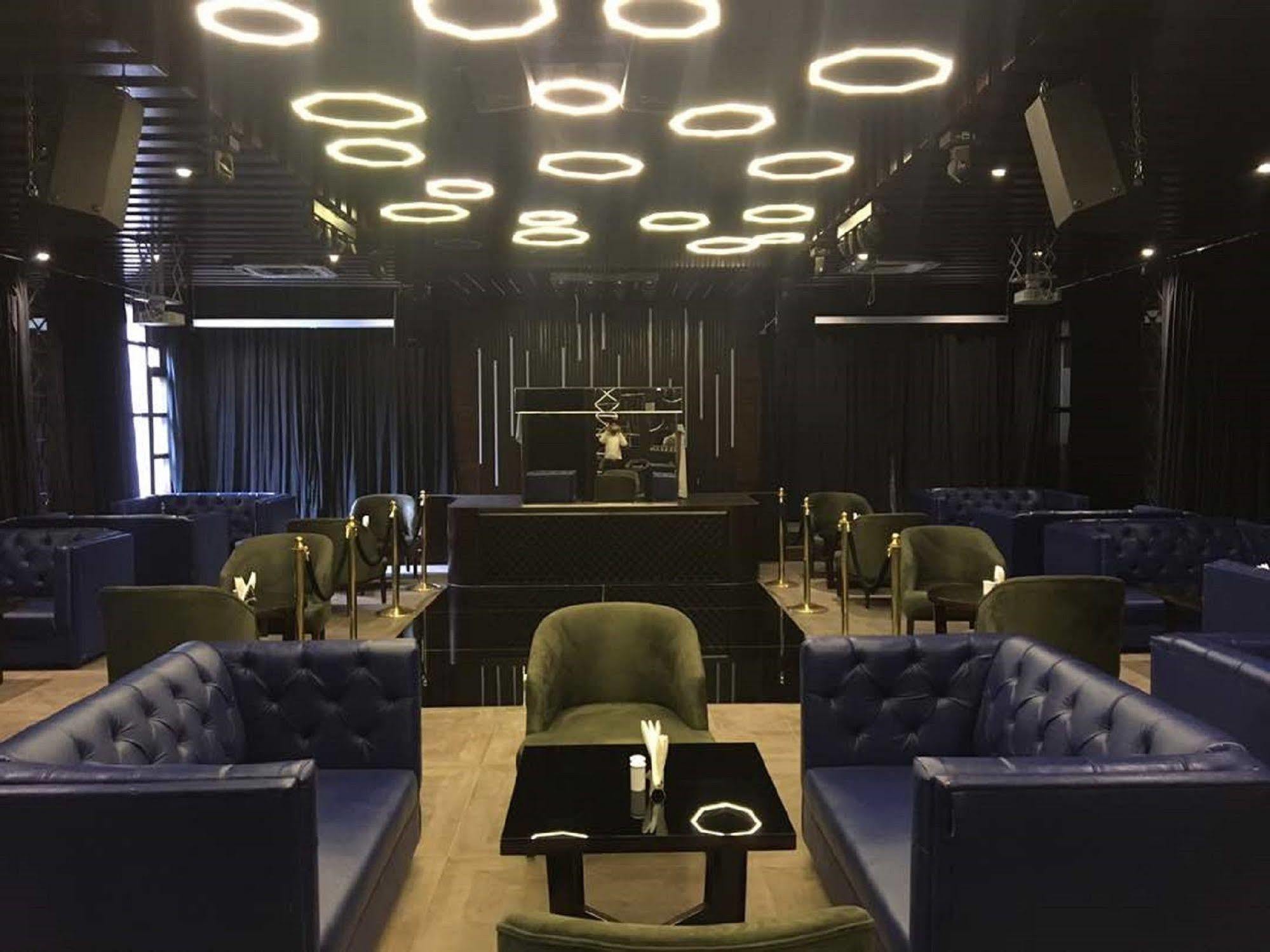 Bravia Hotel Manali Inn Bagian luar foto